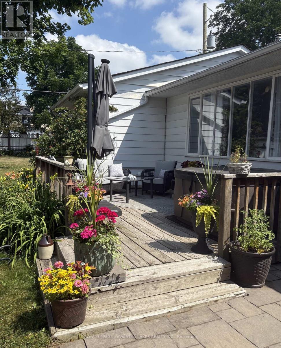 6 Roosevelt Street, Kawartha Lakes (Lindsay), Ontario  K9V 2X7 - Photo 49 - X12329863