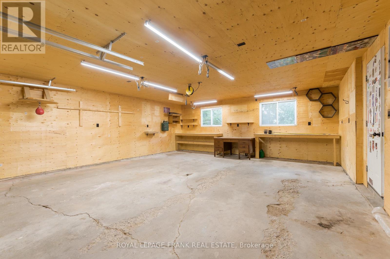 32 Crystal Springs Drive, Otonabee-South Monaghan, Ontario  K9J 6Y3 - Photo 42 - X12329866