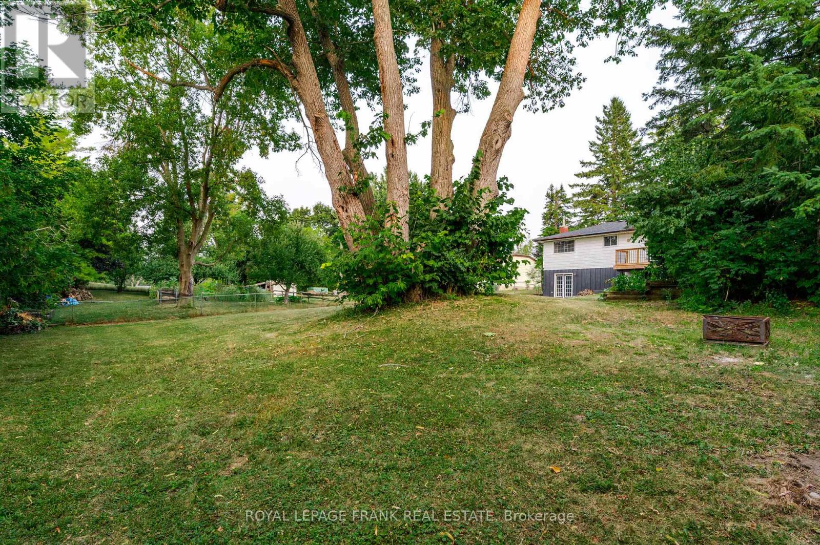 32 Crystal Springs Drive, Otonabee-South Monaghan, Ontario  K9J 6Y3 - Photo 49 - X12329866
