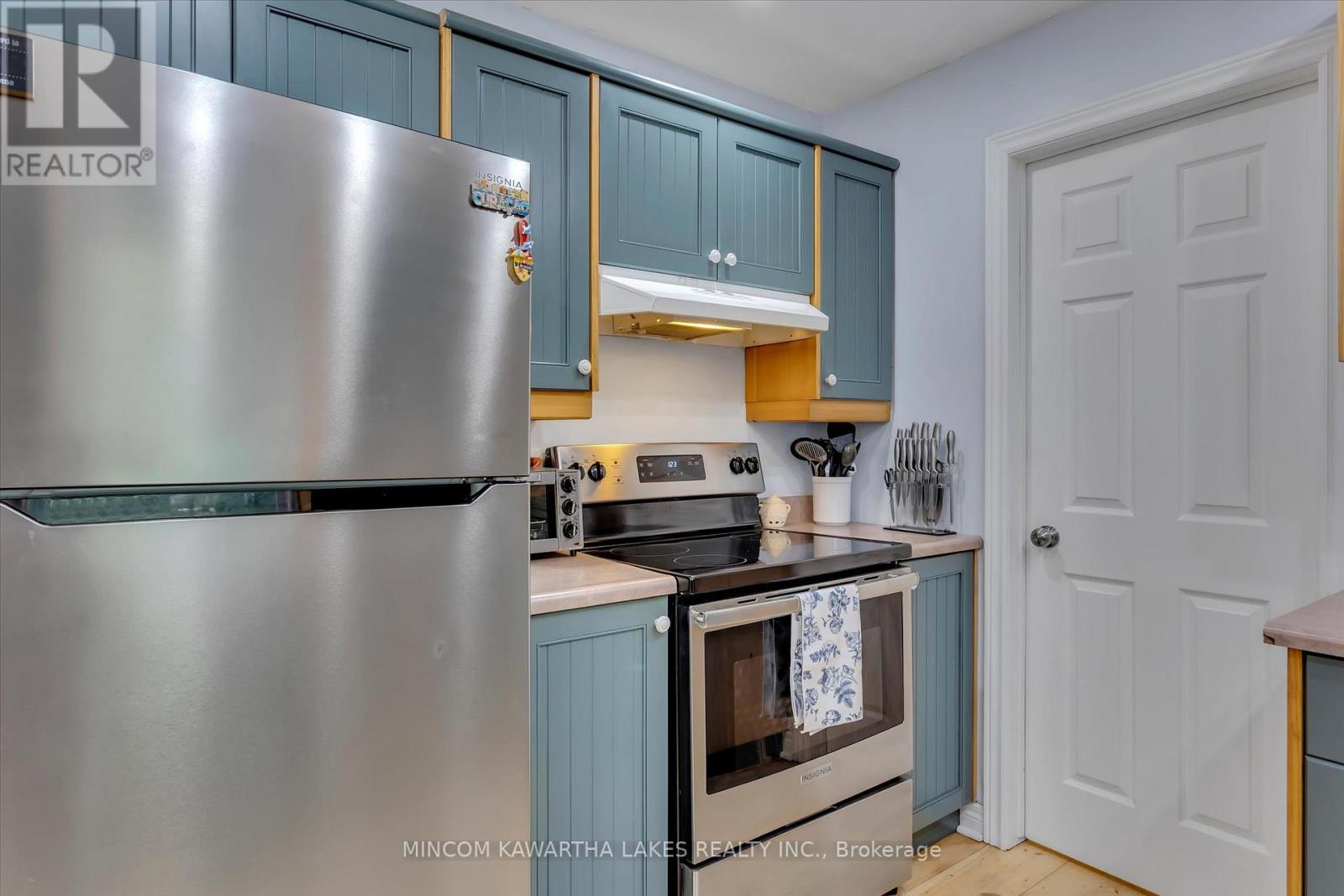 70 Sumcot Drive, Trent Lakes, Ontario  K9J 6X2 - Photo 14 - X12329929