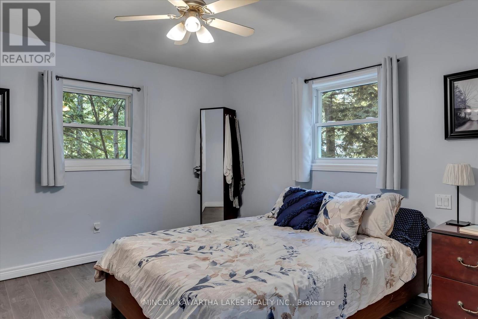 70 Sumcot Drive, Trent Lakes, Ontario  K9J 6X2 - Photo 19 - X12329929
