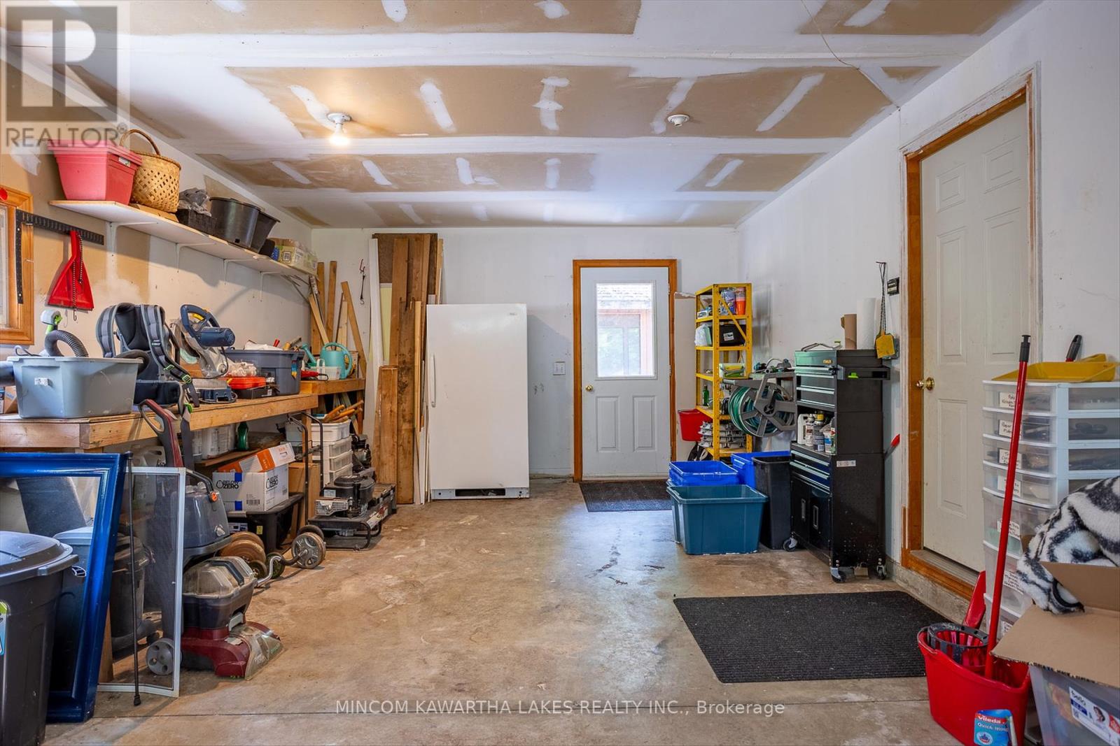 70 Sumcot Drive, Trent Lakes, Ontario  K9J 6X2 - Photo 38 - X12329929