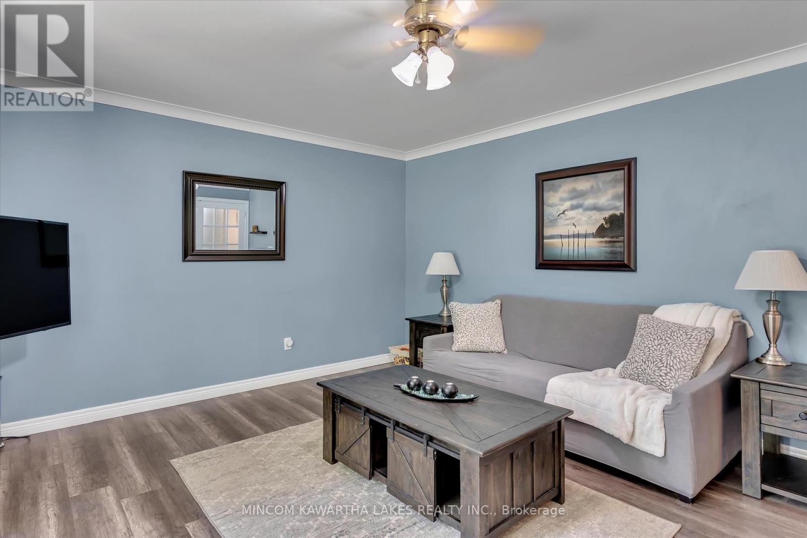 70 Sumcot Drive, Trent Lakes, Ontario  K9J 6X2 - Photo 6 - X12329929