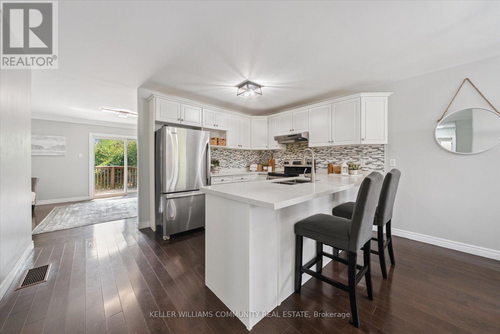 1777 Keppler Crescent, Peterborough West (North), Ontario  K9K 2P1 - Photo 12 - X12330591