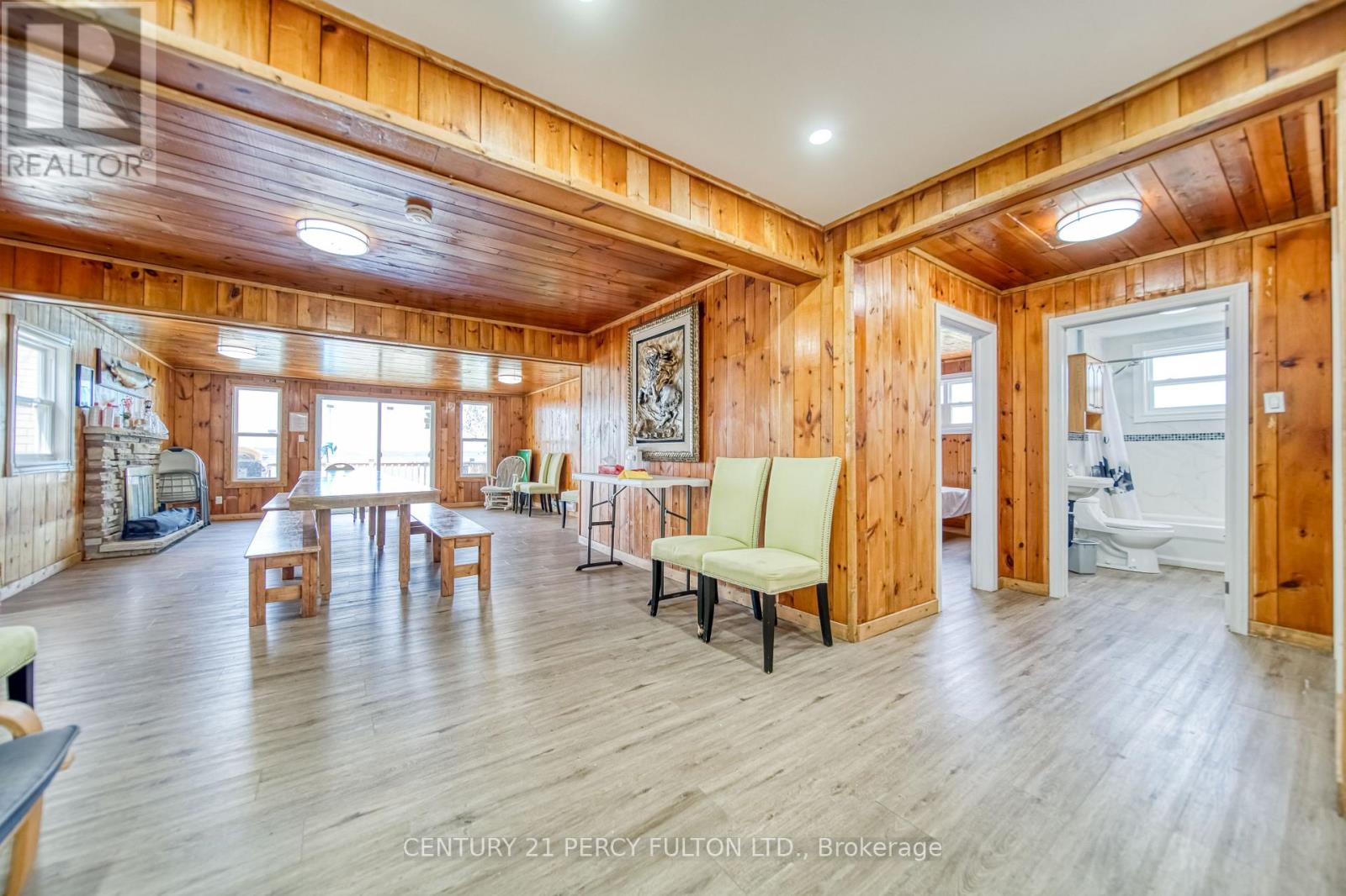 290 Cork Line, Selwyn, Ontario  K0L 1T0 - Photo 21 - X12330557