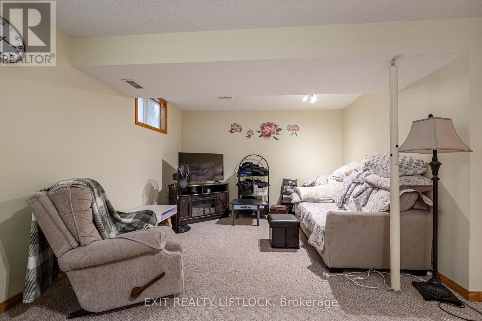 2519 Foxmeadow Road, Peterborough East (South), Ontario  K9L 1X2 - Photo 14 - X12330943