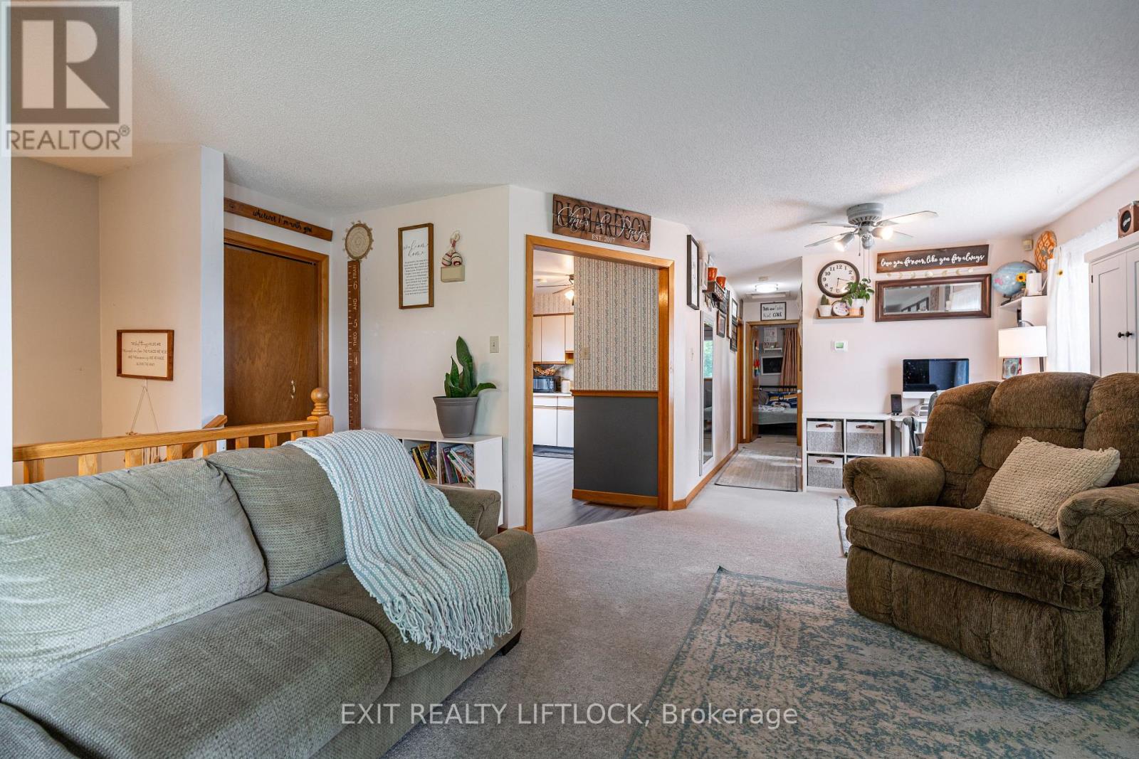 2519 Foxmeadow Road, Peterborough East (South), Ontario  K9L 1X2 - Photo 4 - X12330943