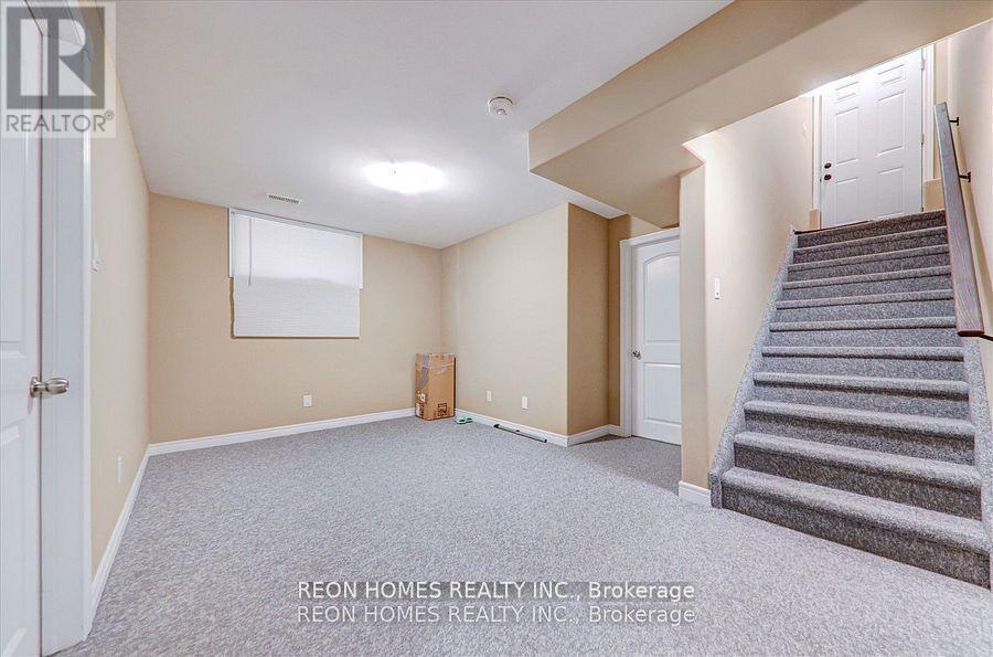 42 York Drive, Peterborough North (North), Ontario  K9H 5B9 - Photo 32 - X12330951
