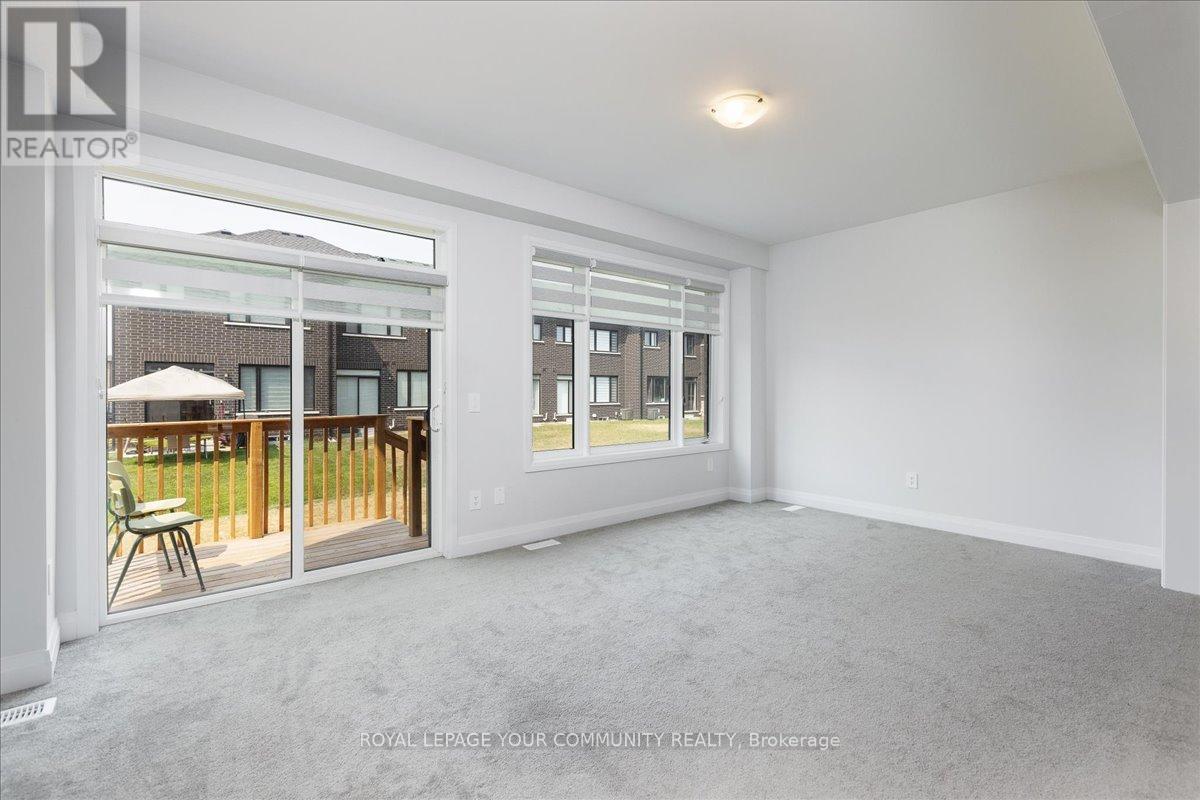 134 Corley Street, Kawartha Lakes (Lindsay), Ontario  K9V 0R4 - Photo 11 - X12331266