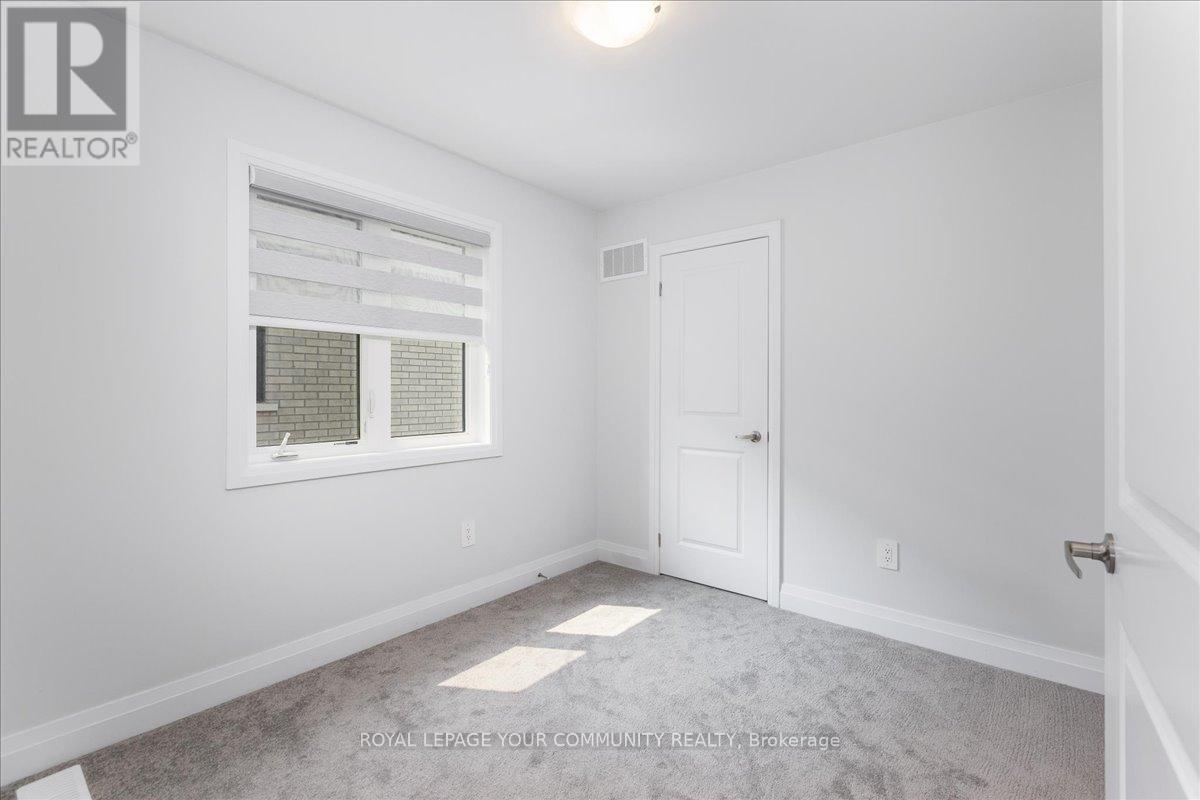 134 Corley Street, Kawartha Lakes (Lindsay), Ontario  K9V 0R4 - Photo 17 - X12331266