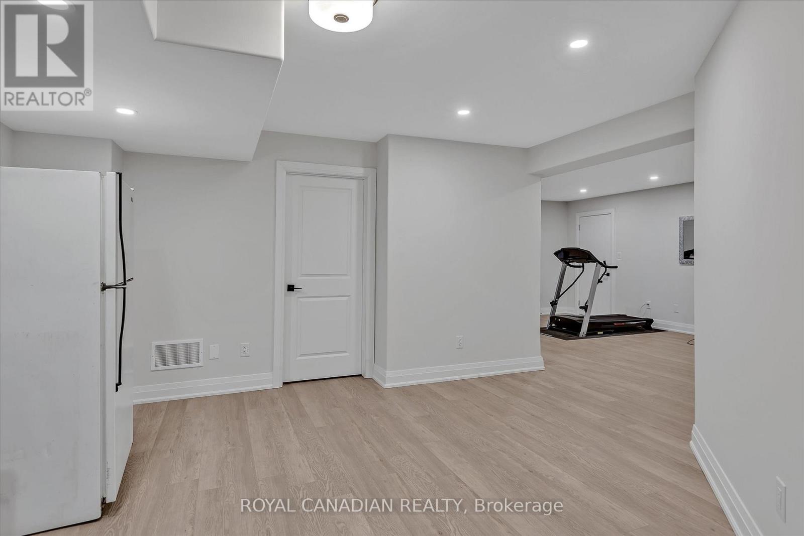 730 Whetstone Lane, Peterborough North (North), Ontario  K9H 0G8 - Photo 35 - X12331413