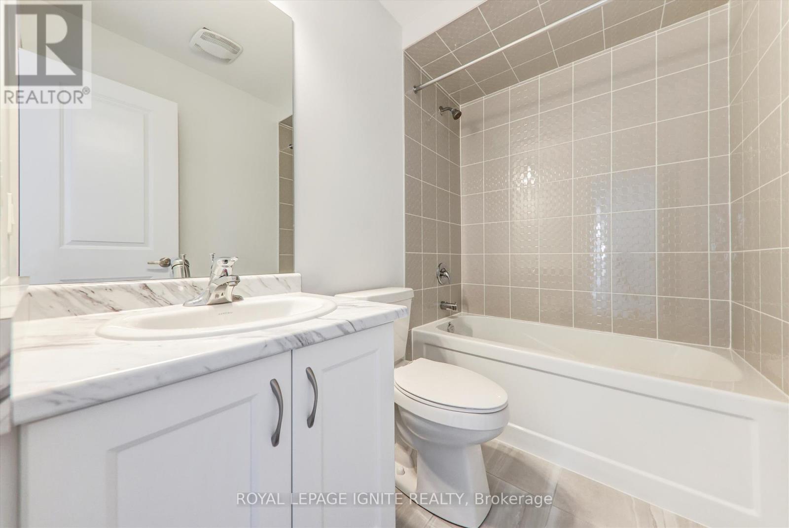 61 Butler Boulevard, Kawartha Lakes (Lindsay), Ontario  K9V 0S2 - Photo 26 - X12331602