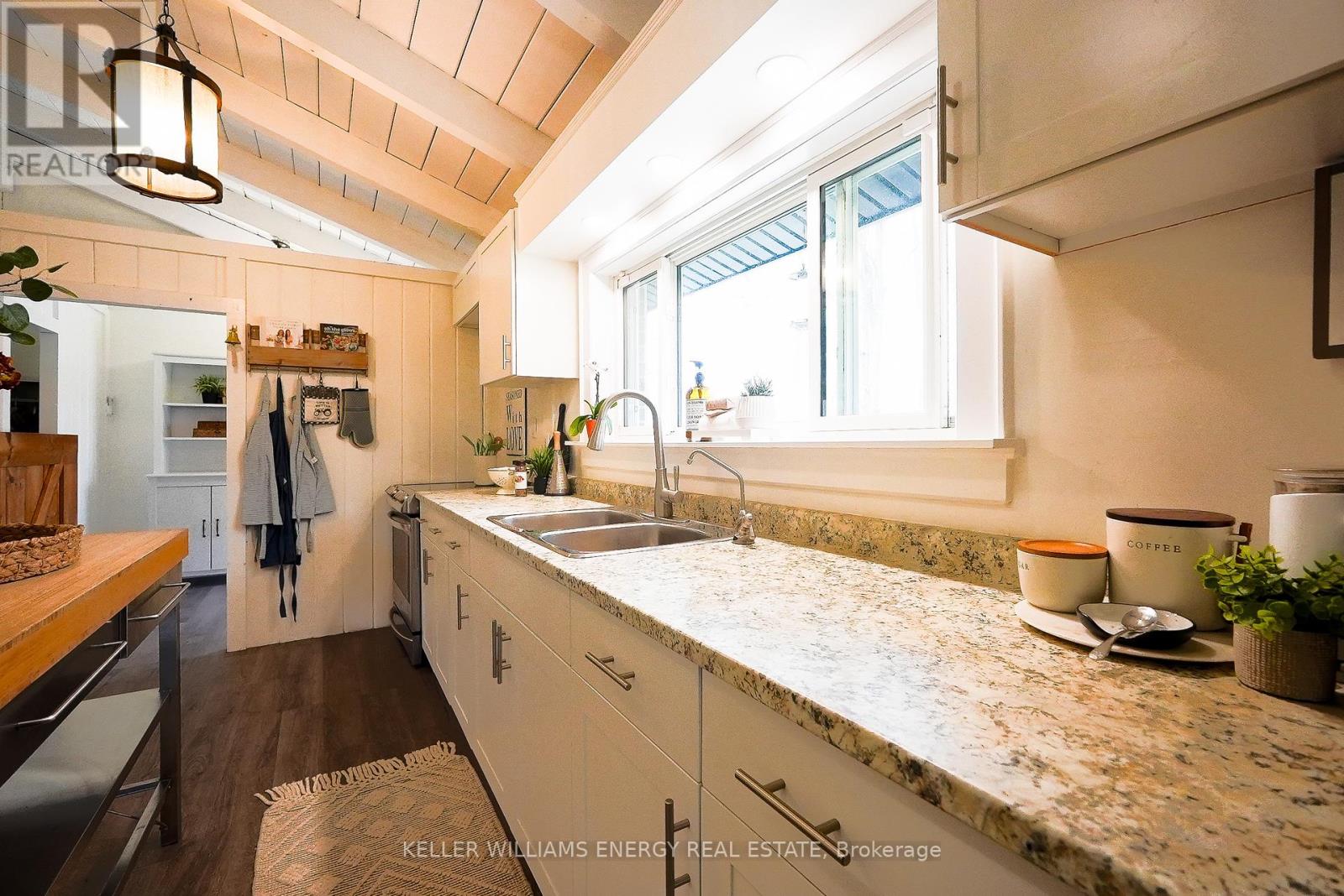54 Zion Line, Cavan Monaghan (Cavan Twp), Ontario  L0A 1G0 - Photo 18 - X12332124