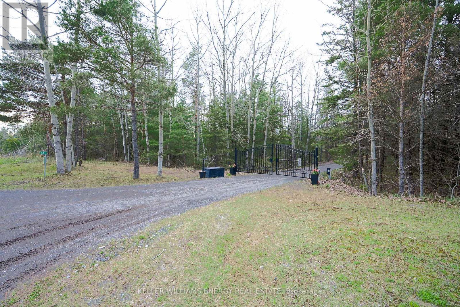 54 Zion Line, Cavan Monaghan (Cavan Twp), Ontario  L0A 1G0 - Photo 2 - X12332124