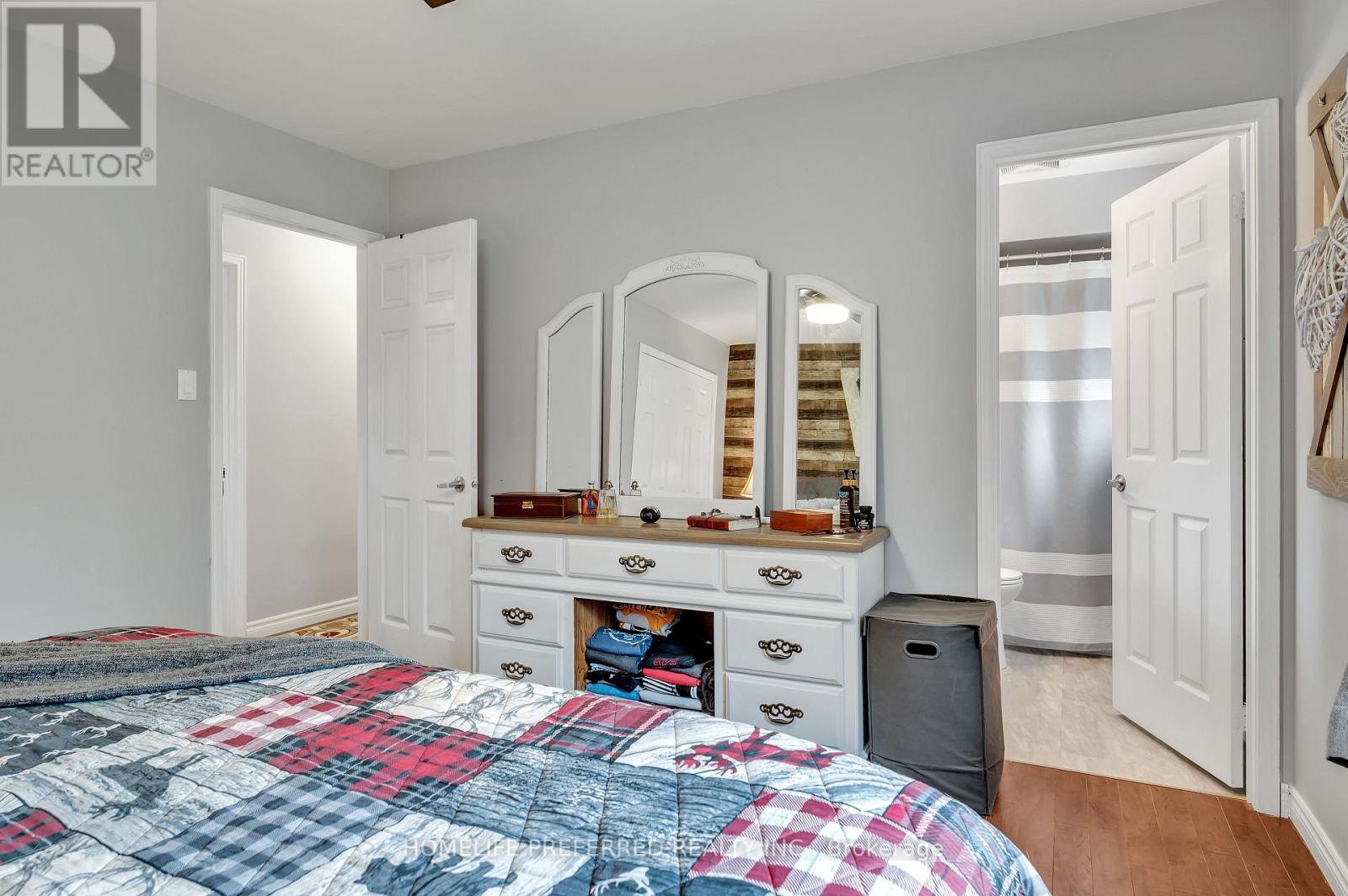 2403 Kennedy Drive, Cavan Monaghan (Cavan Twp), Ontario  L0A 1C0 - Photo 16 - X12332144