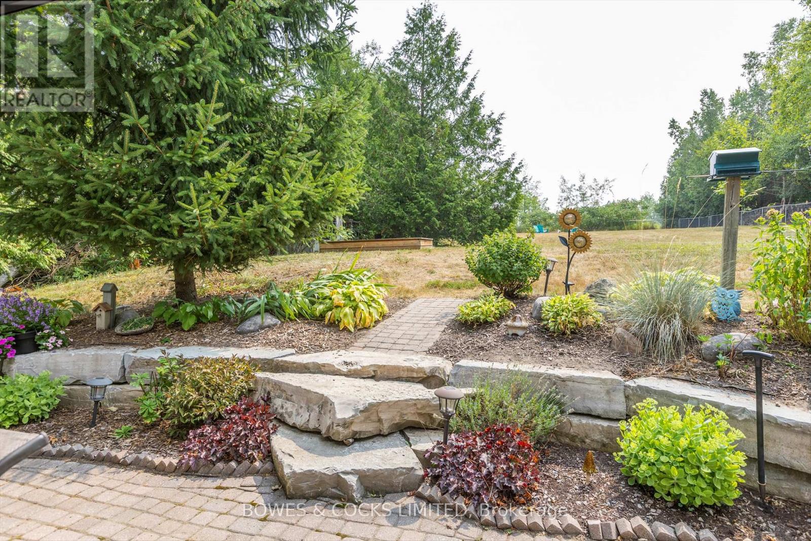 3088 Lakefield Road, Selwyn, Ontario  K9J 6X5 - Photo 46 - X12332368