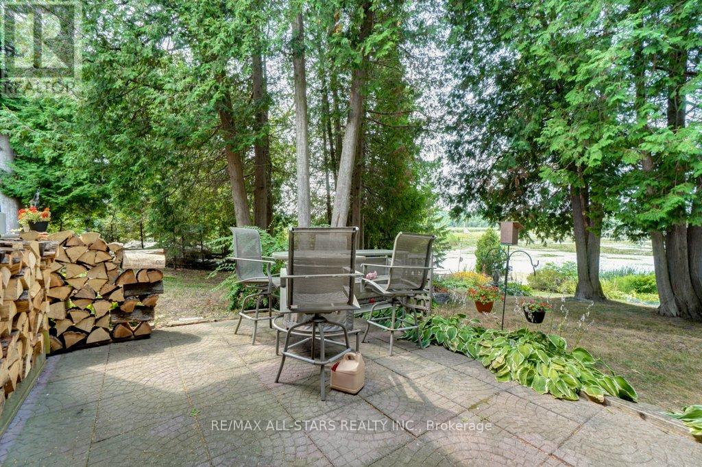 6 Leisure Lane, Kawartha Lakes (Lindsay), Ontario  K9V 4R1 - Photo 31 - X12332599