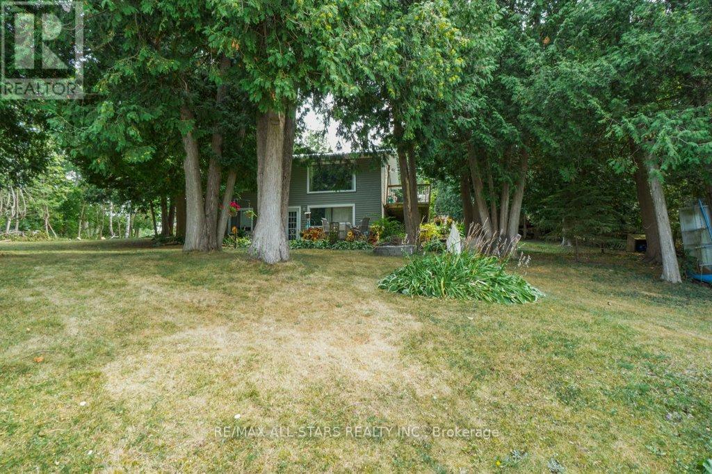 6 Leisure Lane, Kawartha Lakes (Lindsay), Ontario  K9V 4R1 - Photo 32 - X12332599