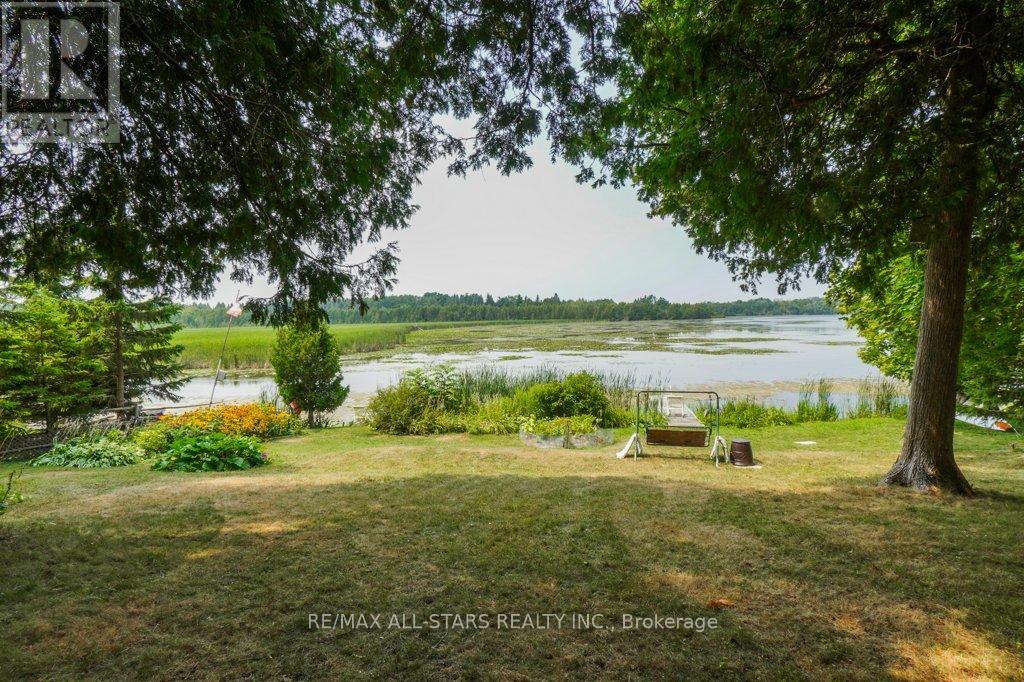 6 Leisure Lane, Kawartha Lakes (Lindsay), Ontario  K9V 4R1 - Photo 34 - X12332599