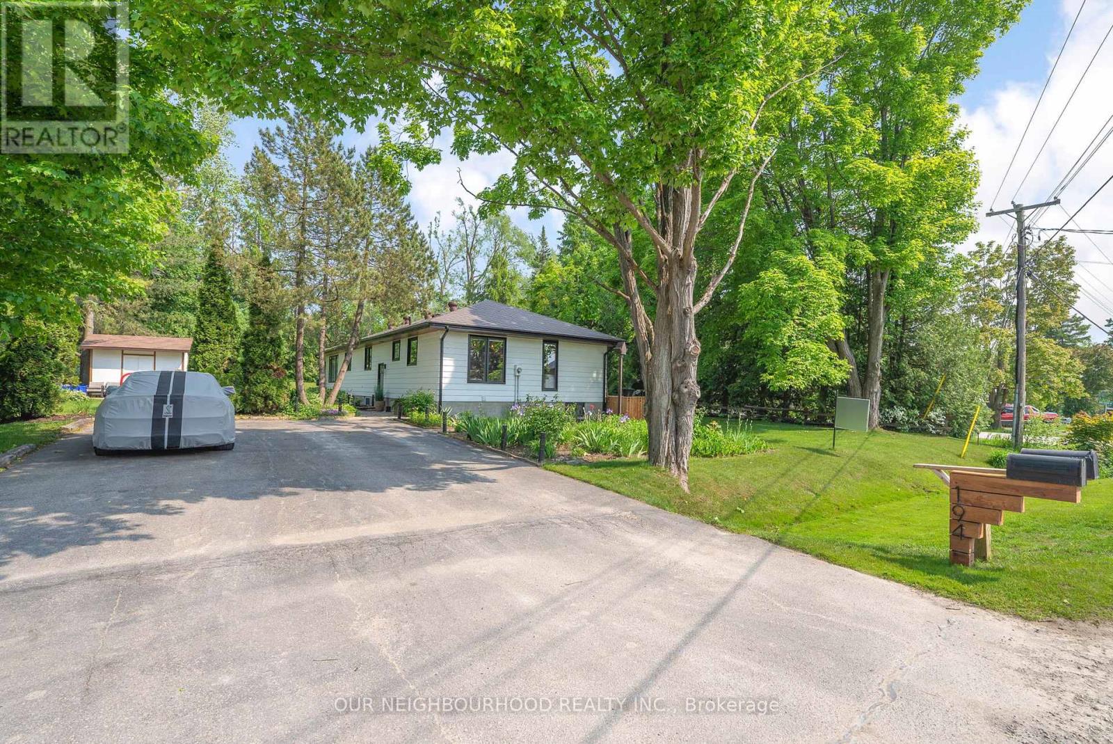 194 Snug Harbour Road, Kawartha Lakes (Lindsay), Ontario  K9V 4R6 - Photo 3 - X12332754