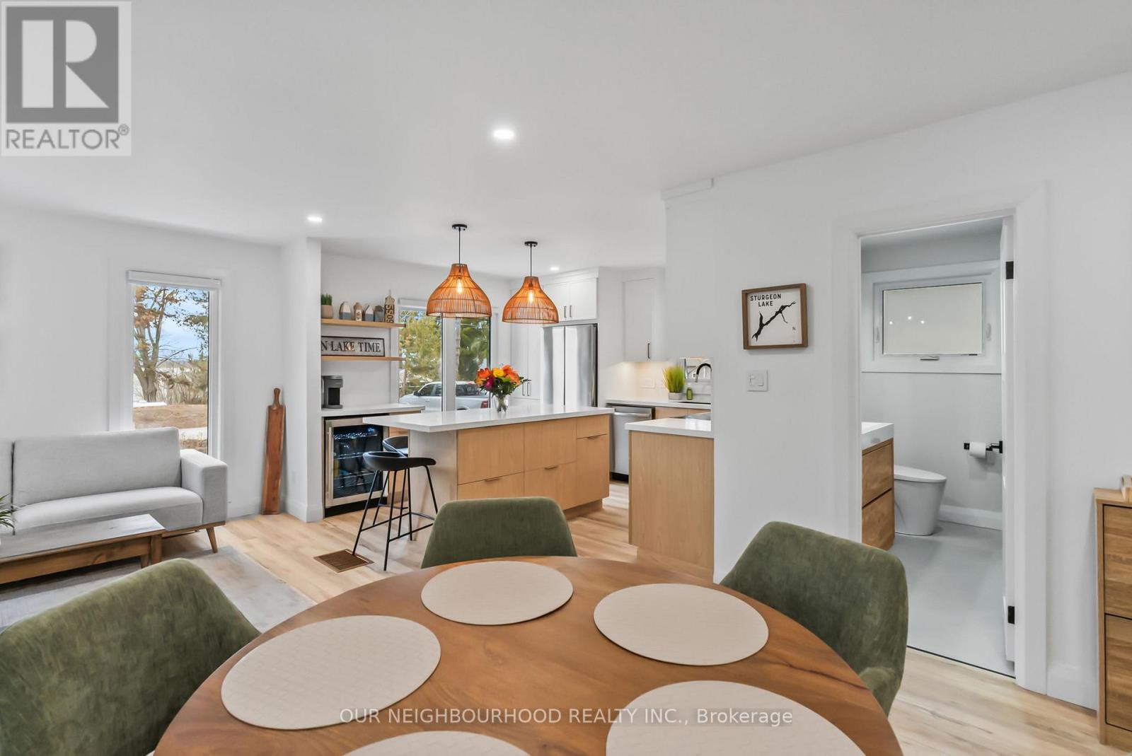 194 Snug Harbour Road, Kawartha Lakes (Lindsay), Ontario  K9V 4R6 - Photo 7 - X12332754