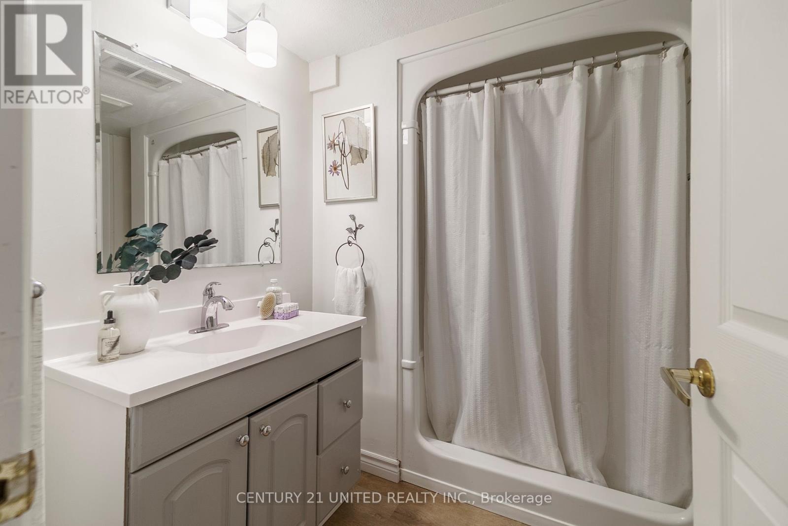 276 Patricia Crescent, Selwyn, Ontario  K9J 0C7 - Photo 35 - X12333446