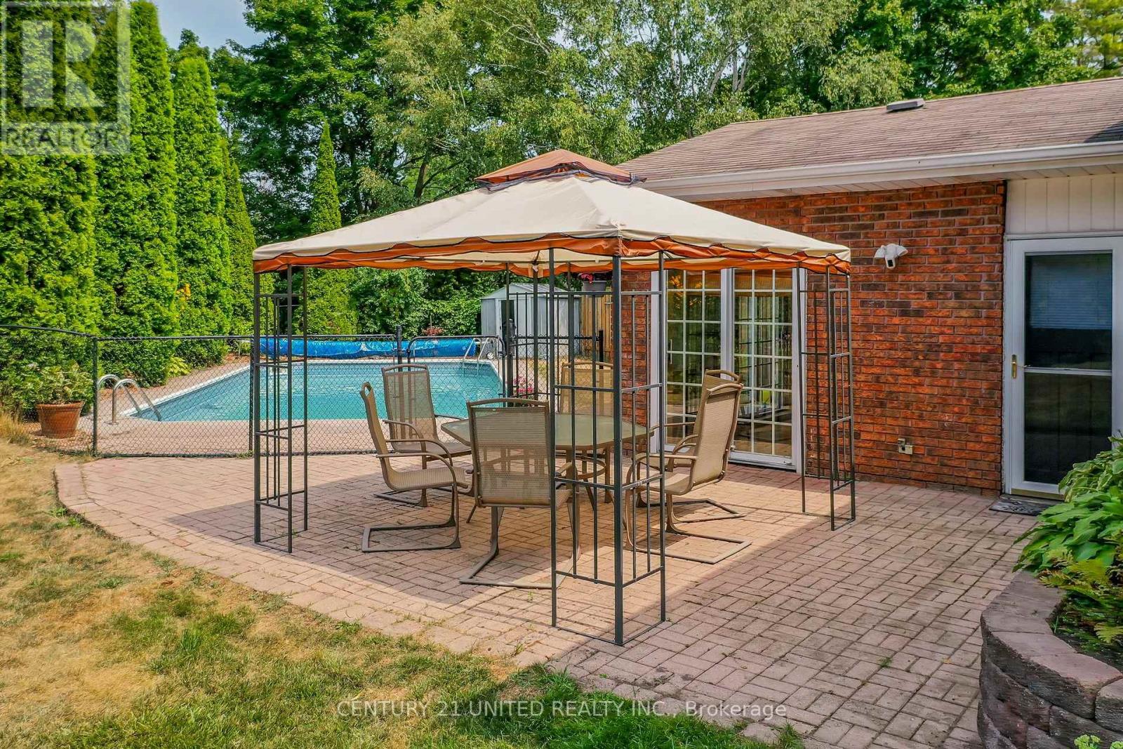 276 Patricia Crescent, Selwyn, Ontario  K9J 0C7 - Photo 40 - X12333446
