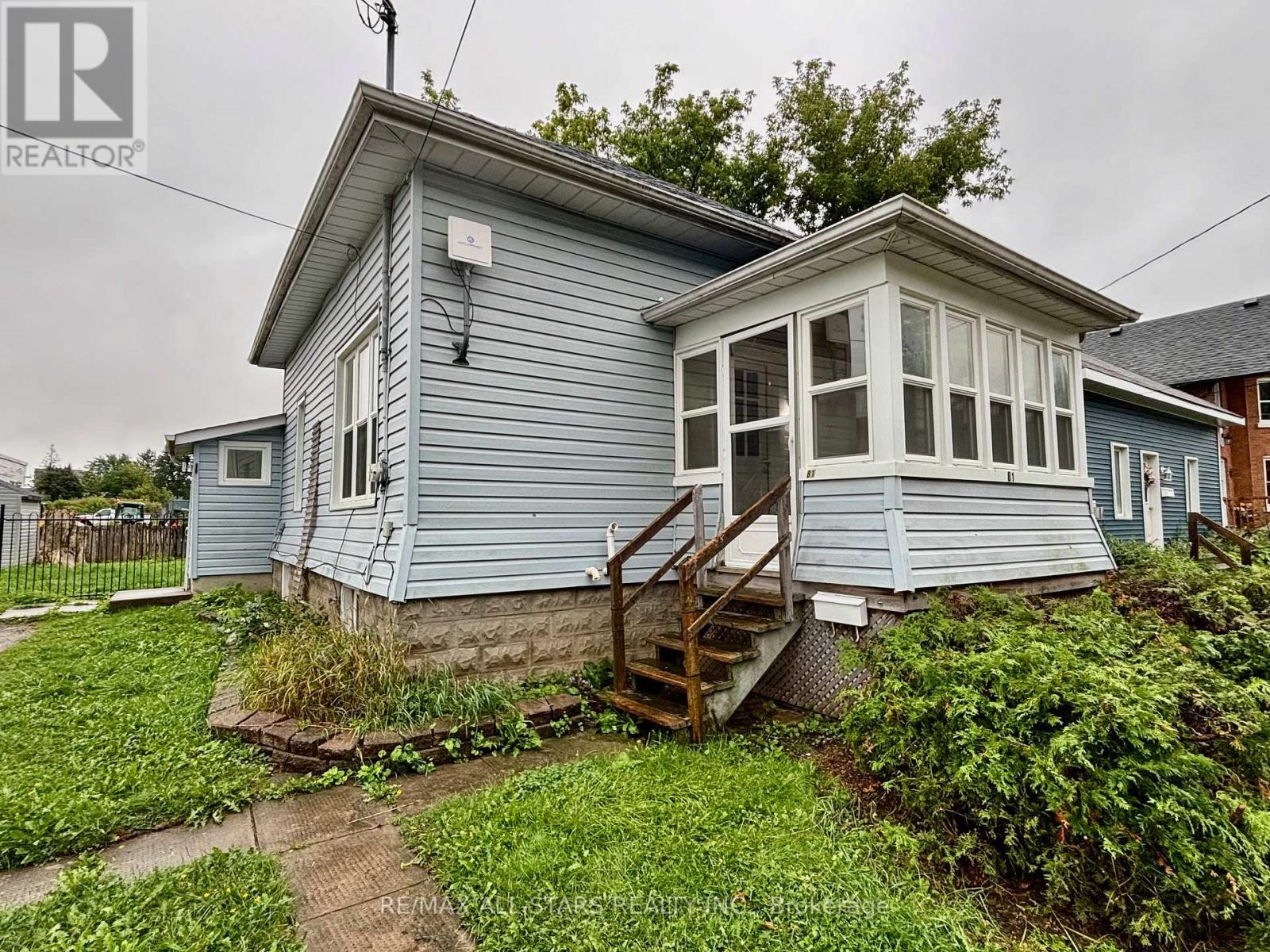81 Durham Street W, Kawartha Lakes (Lindsay), Ontario  K9V 2P8 - Photo 15 - X12333304
