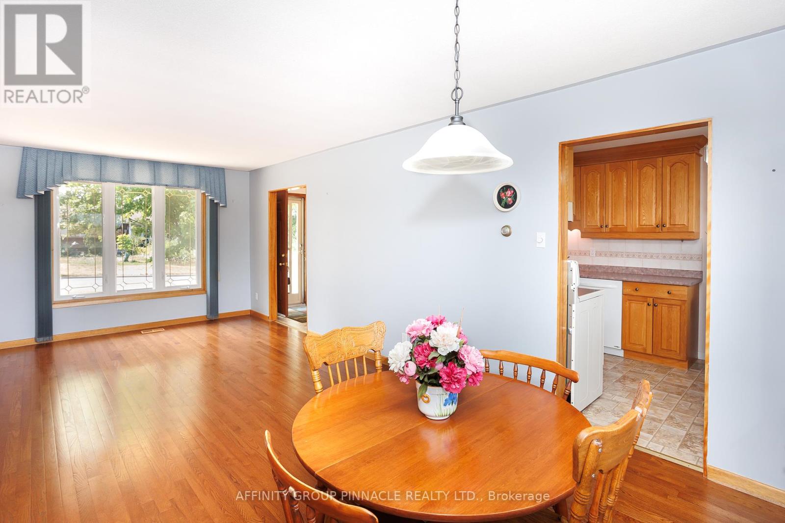 573 Saugeen Crescent, Peterborough South (East), Ontario  K9J 1J9 - Photo 17 - X12333485