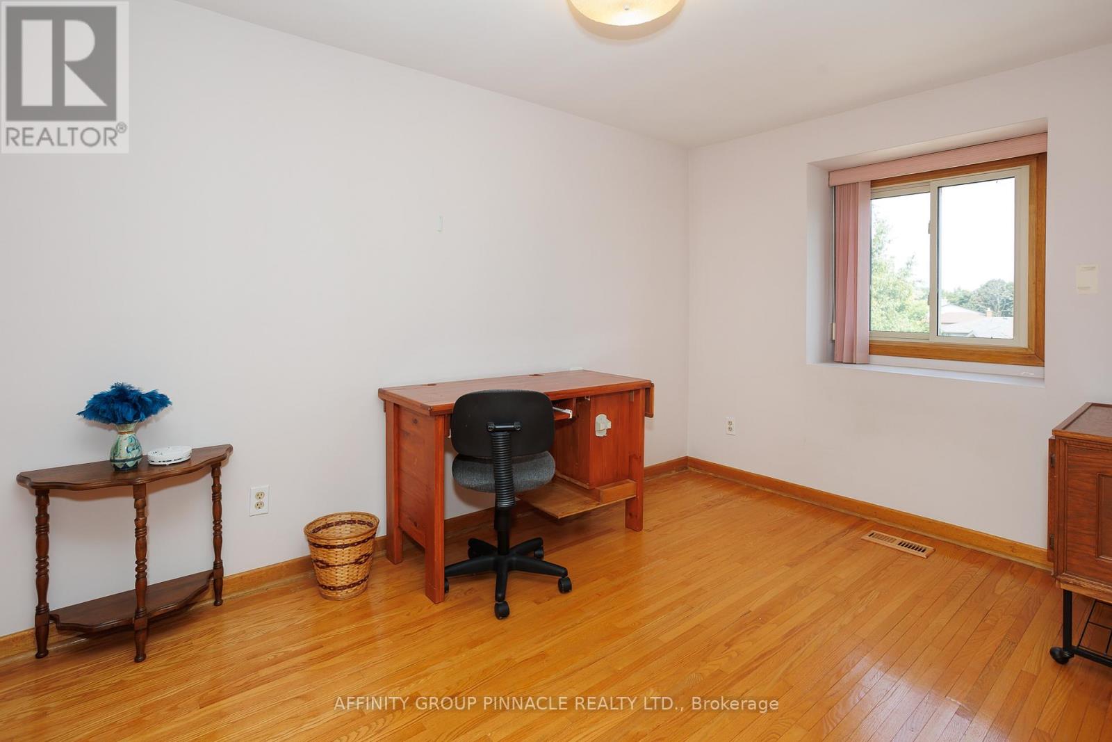 573 Saugeen Crescent, Peterborough South (East), Ontario  K9J 1J9 - Photo 29 - X12333485