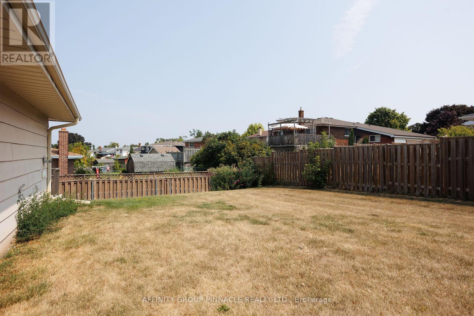 573 Saugeen Crescent, Peterborough South (East), Ontario  K9J 1J9 - Photo 39 - X12333485