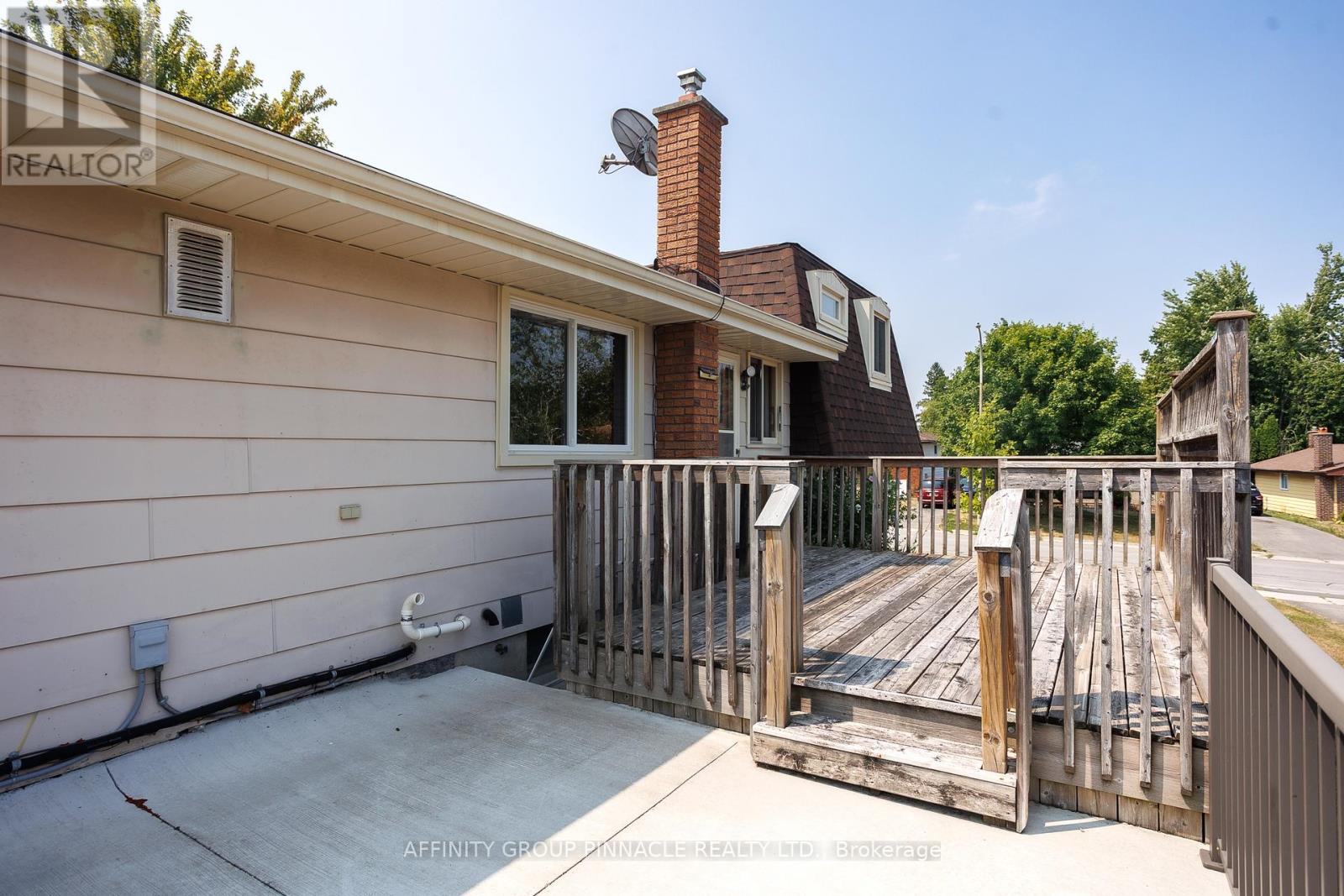 573 Saugeen Crescent, Peterborough South (East), Ontario  K9J 1J9 - Photo 41 - X12333485