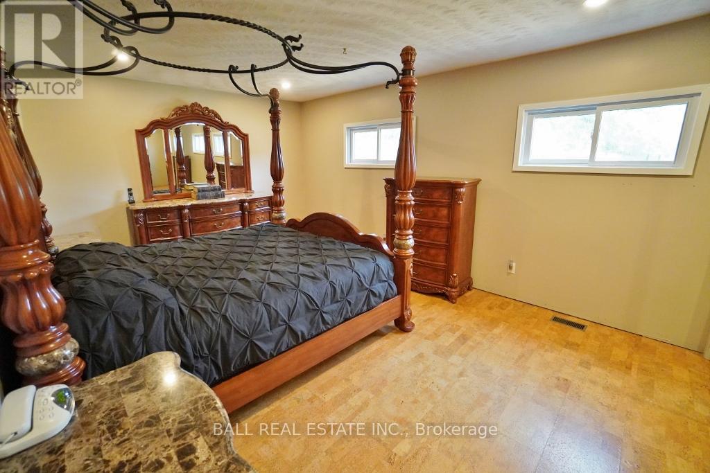 20 Musclow-Greenview Road, Hastings Highlands (Monteagle Ward), Ontario  K0L 1C0 - Photo 12 - X12333531