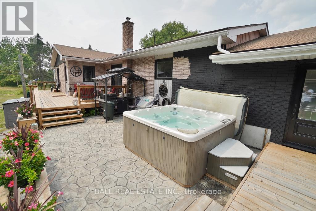 20 Musclow-Greenview Road, Hastings Highlands (Monteagle Ward), Ontario  K0L 1C0 - Photo 49 - X12333531