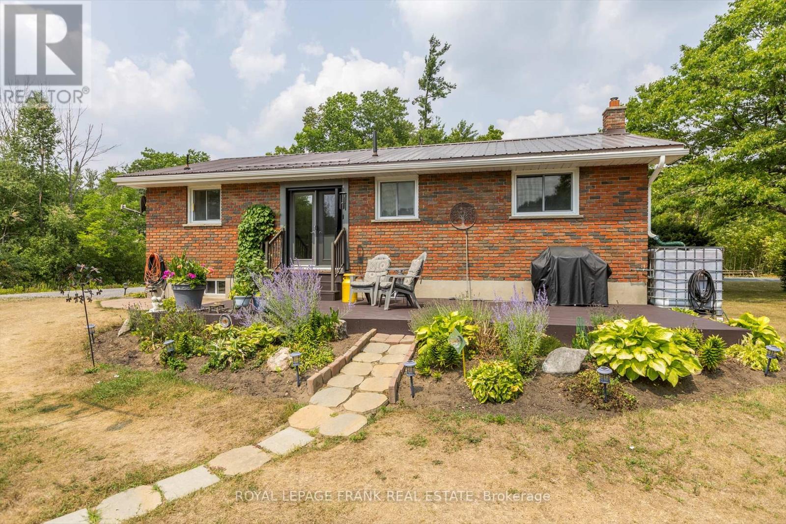419 South Beach Road, Douro-Dummer, Ontario  K0L 2H0 - Photo 35 - X12333780