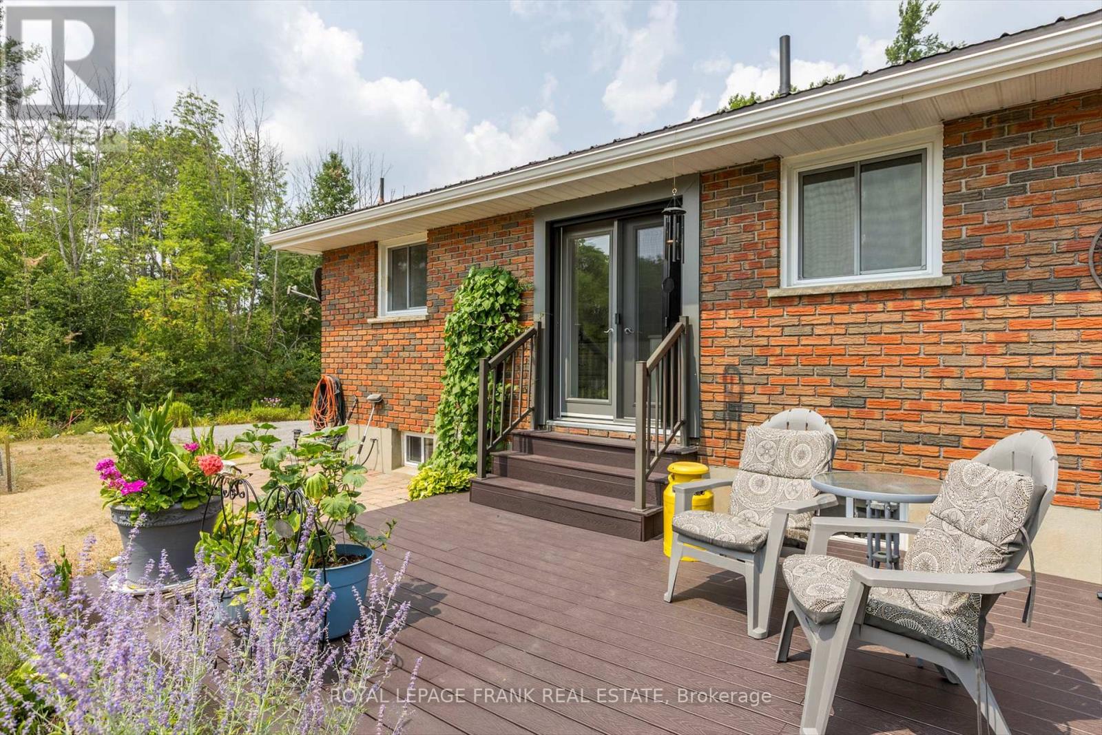 419 South Beach Road, Douro-Dummer, Ontario  K0L 2H0 - Photo 4 - X12333780