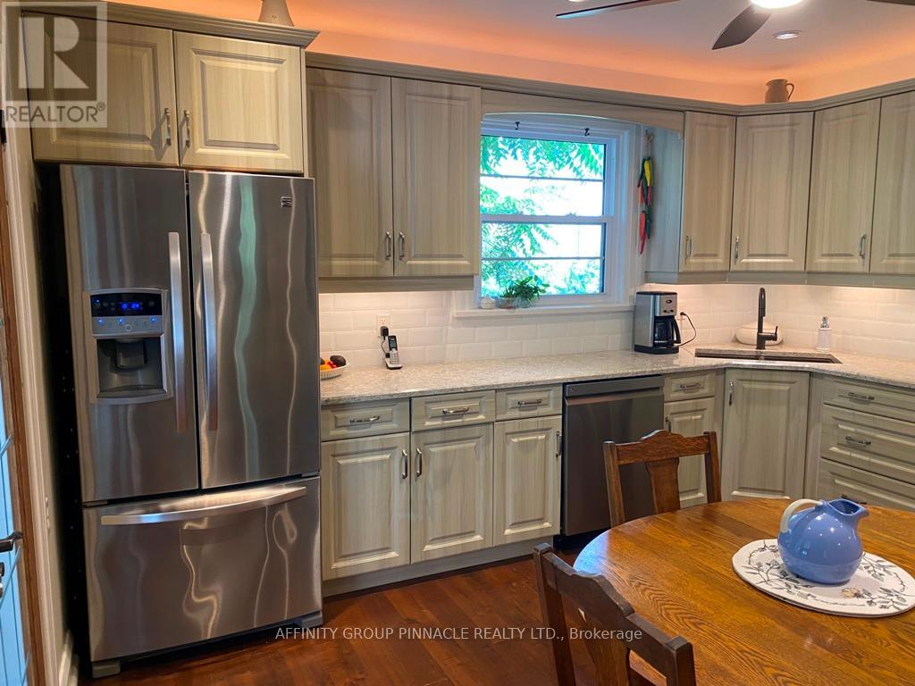29 Adelaide Street S, Kawartha Lakes (Lindsay), Ontario  K9V 3J6 - Photo 20 - X12334010