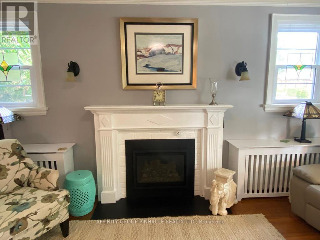 29 Adelaide Street S, Kawartha Lakes (Lindsay), Ontario  K9V 3J6 - Photo 8 - X12334010
