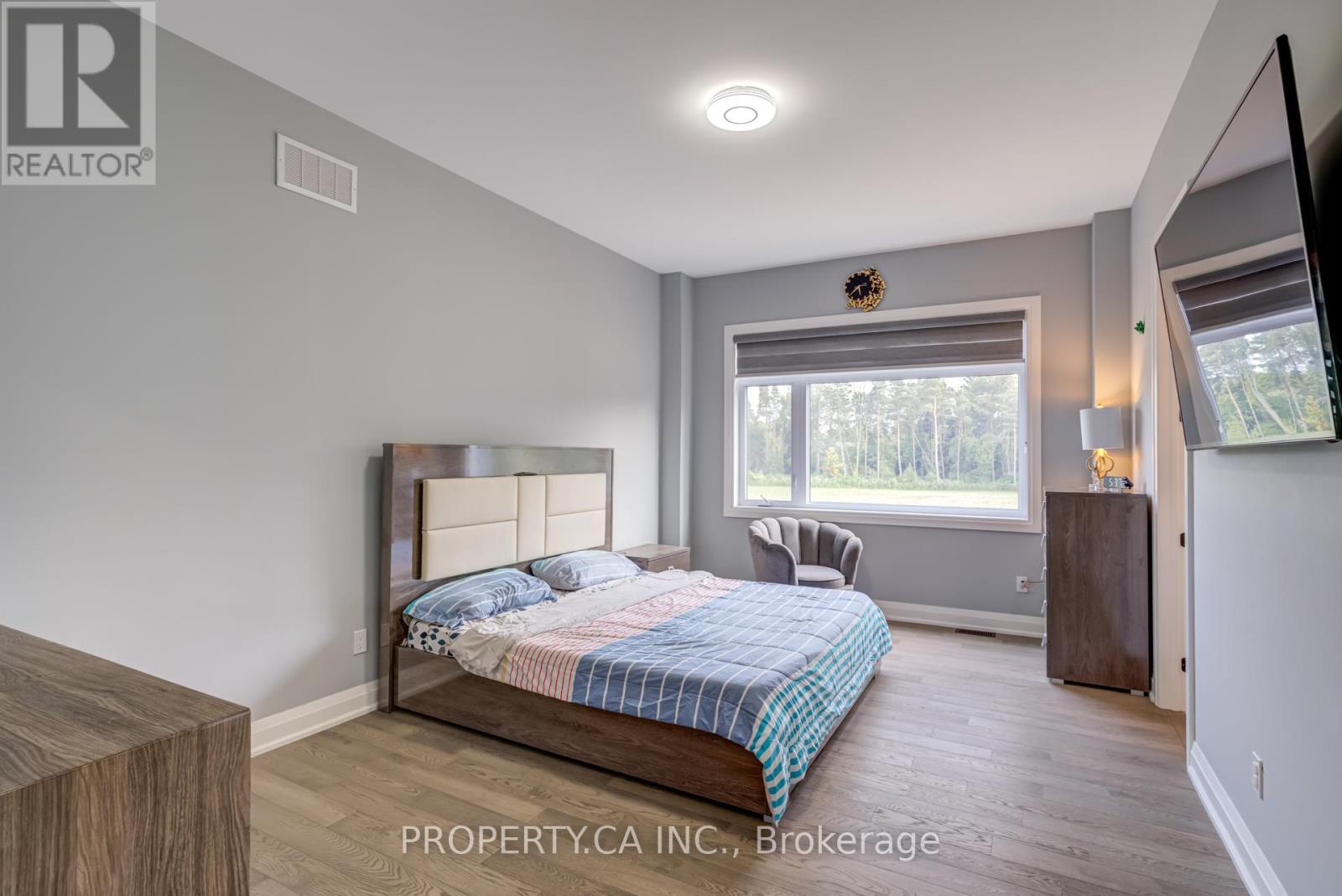 11 Jones Avenue, Clarington (Bowmanville), Ontario  L0A 1J0 - Photo 13 - E12334015