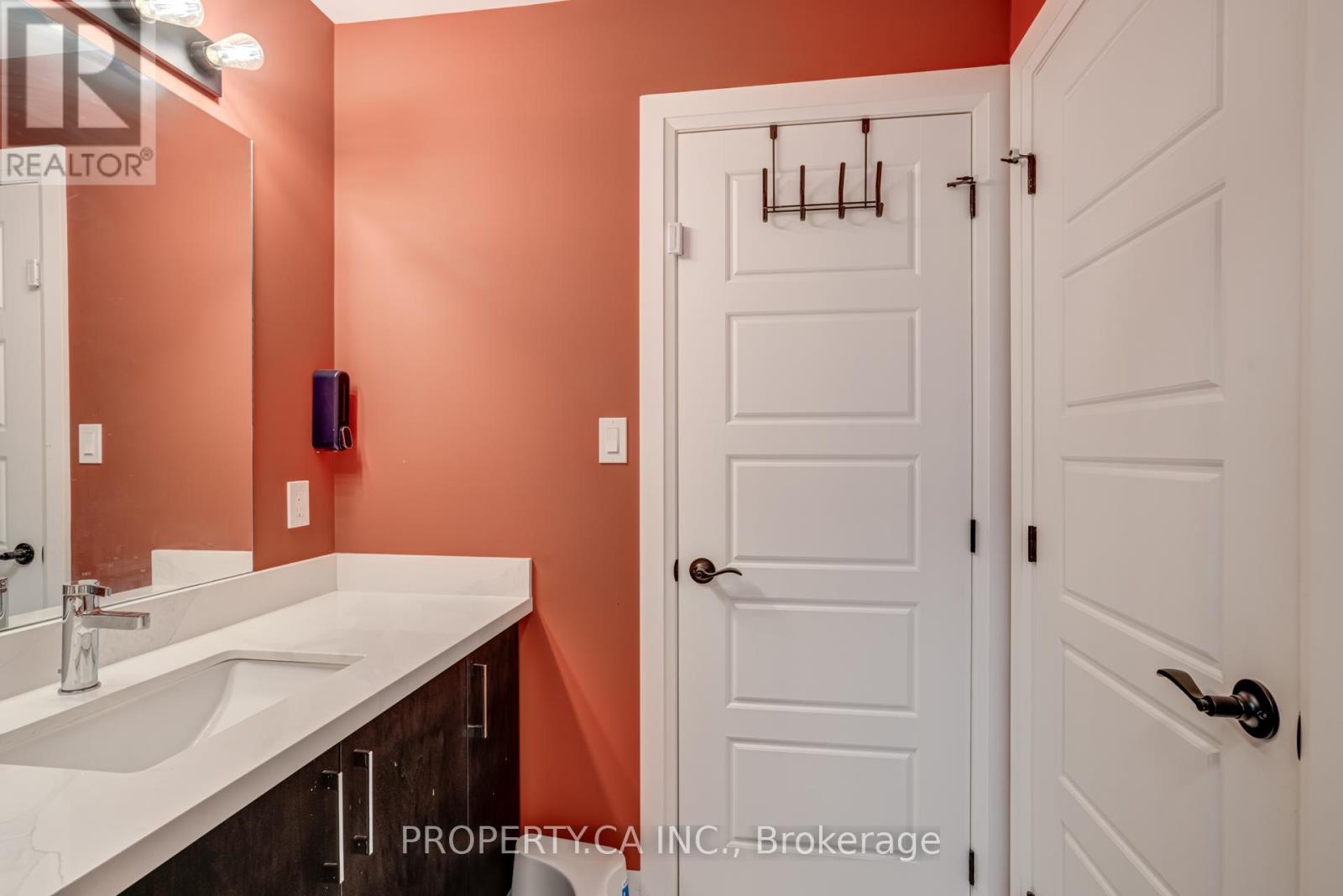 11 Jones Avenue, Clarington (Bowmanville), Ontario  L0A 1J0 - Photo 31 - E12334015