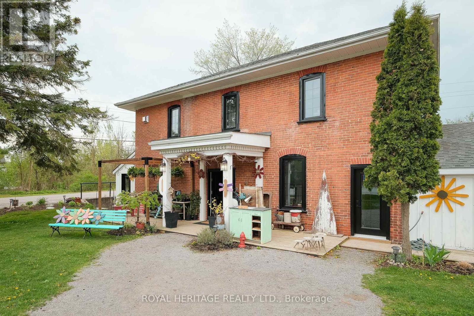 2102 Nathaway Drive, Selwyn, Ontario  K0L 3G0 - Photo 2 - X12334164