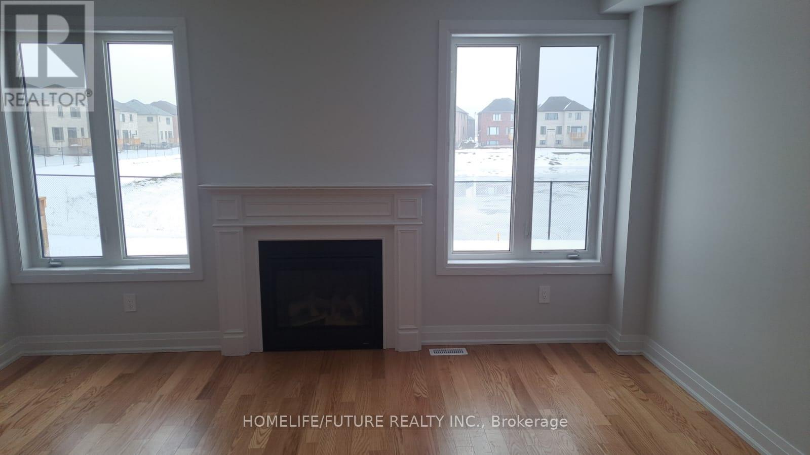 45 Walters Street, Kawartha Lakes (Lindsay), Ontario  K9V 0S2 - Photo 17 - X12334427