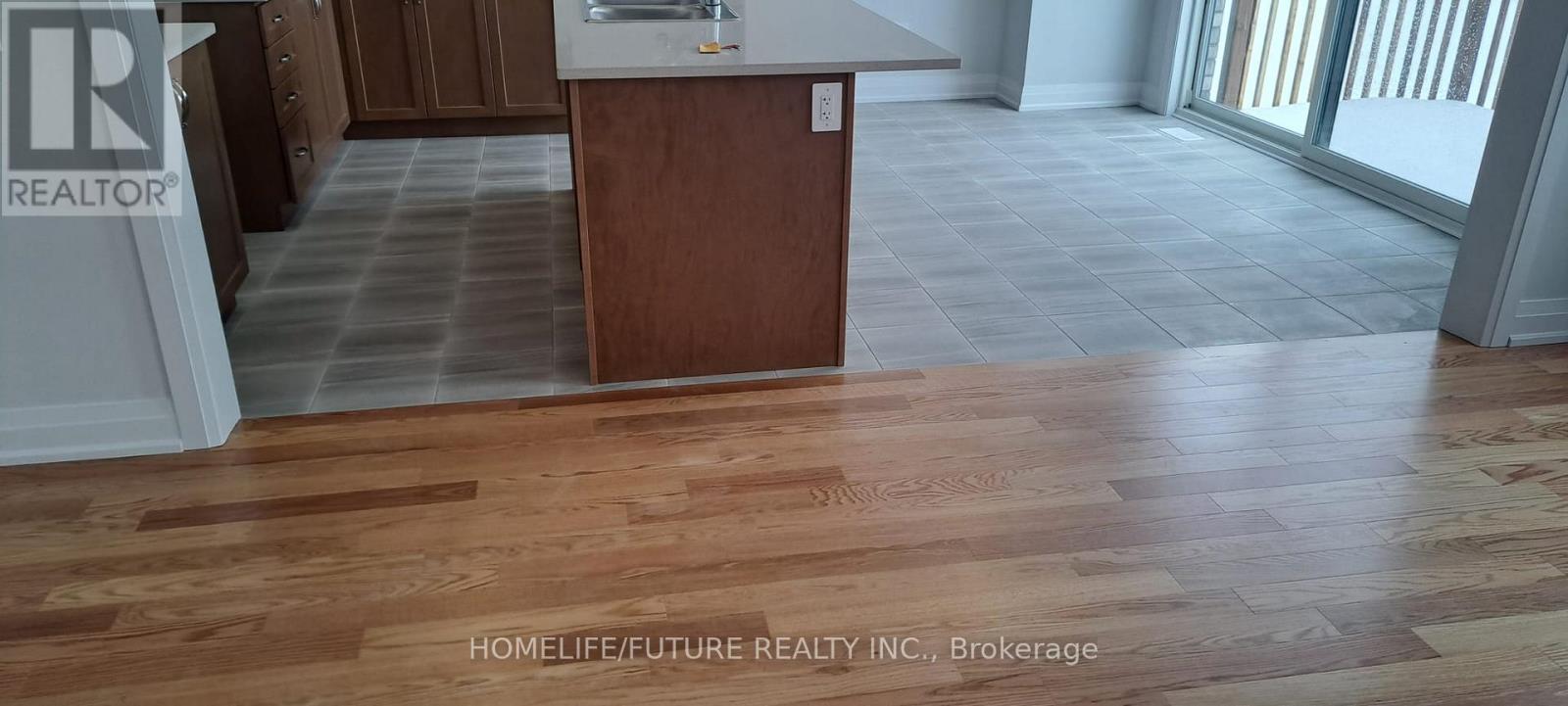 45 Walters Street, Kawartha Lakes (Lindsay), Ontario  K9V 0S2 - Photo 20 - X12334427