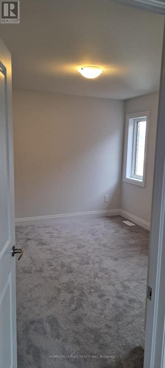 45 Walters Street, Kawartha Lakes (Lindsay), Ontario  K9V 0S2 - Photo 22 - X12334427