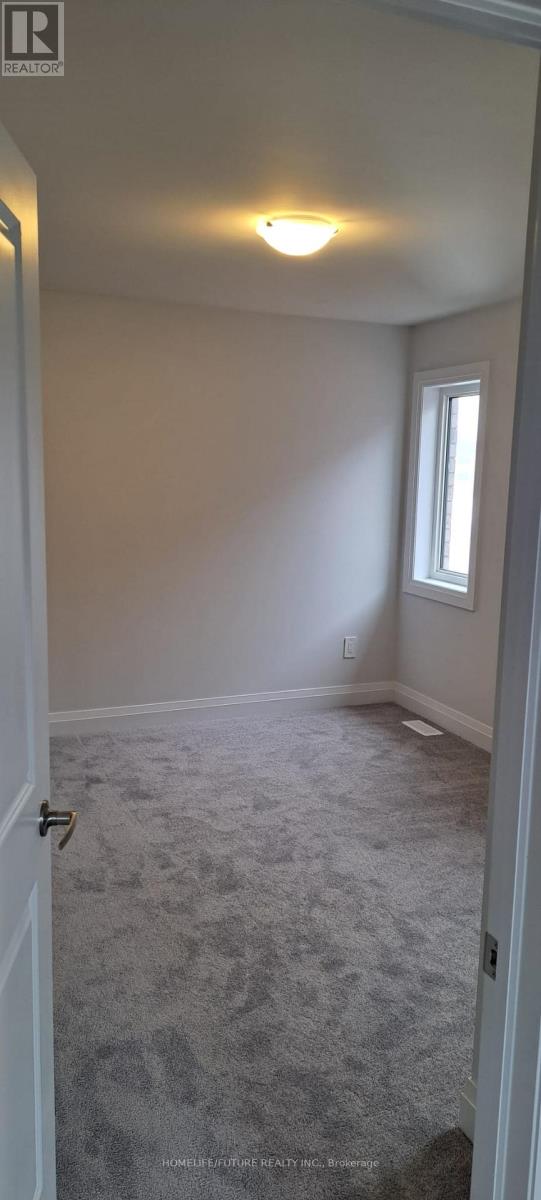 45 Walters Street, Kawartha Lakes (Lindsay), Ontario  K9V 0S2 - Photo 23 - X12334427