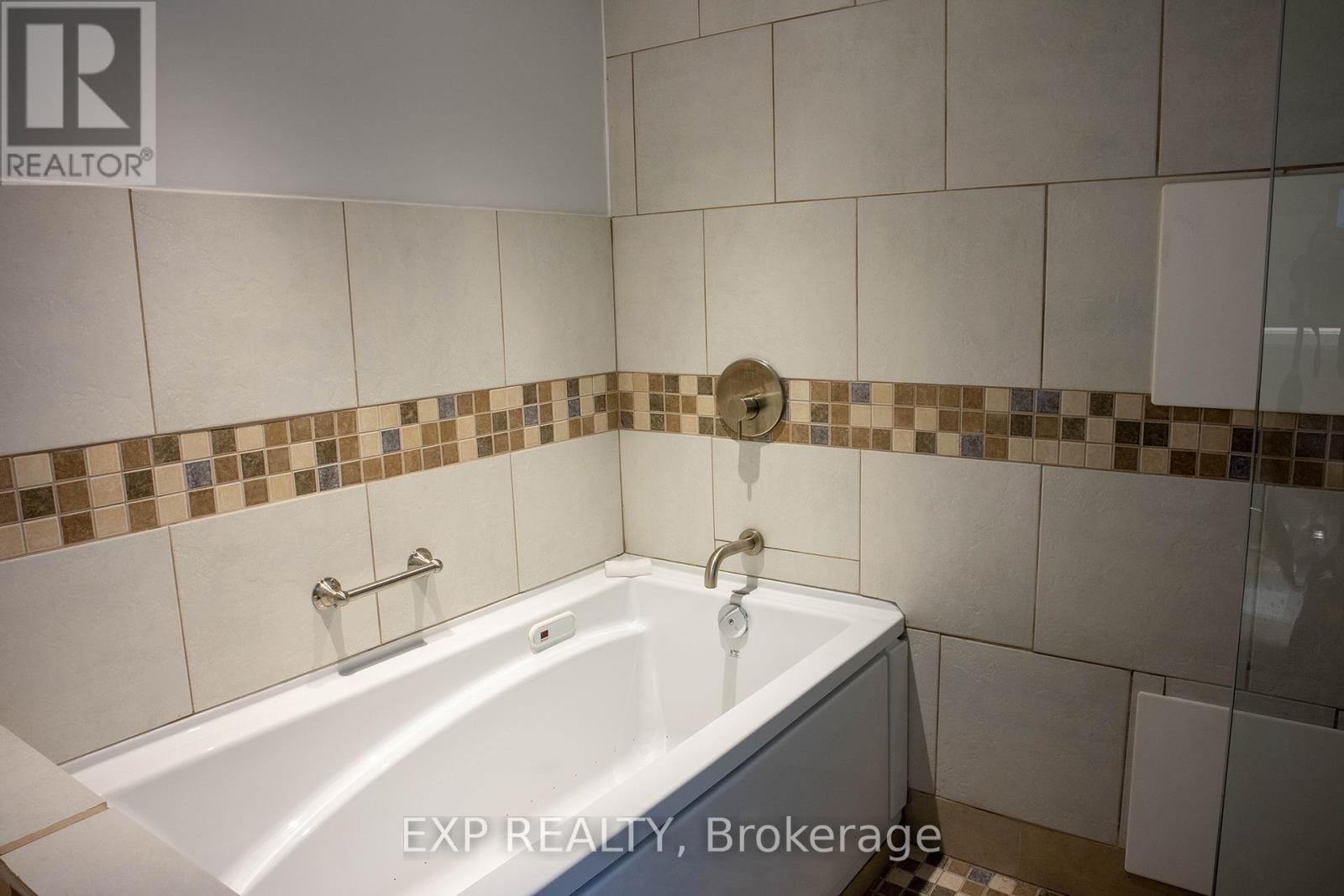 290 Front Street N, Trent Hills (Campbellford), Ontario  K0L 1L0 - Photo 16 - X12334718