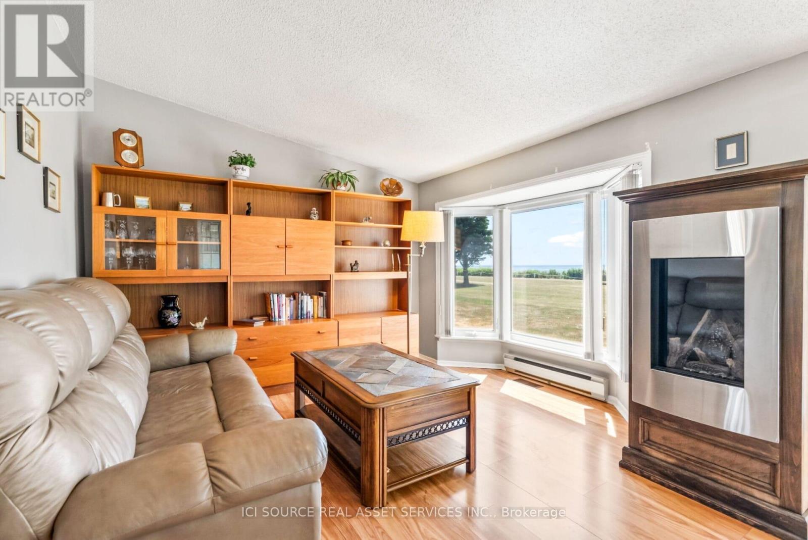 59 The Cove Road, Clarington (Bowmanville), Ontario  L1B 1B2 - Photo 11 - E12335021