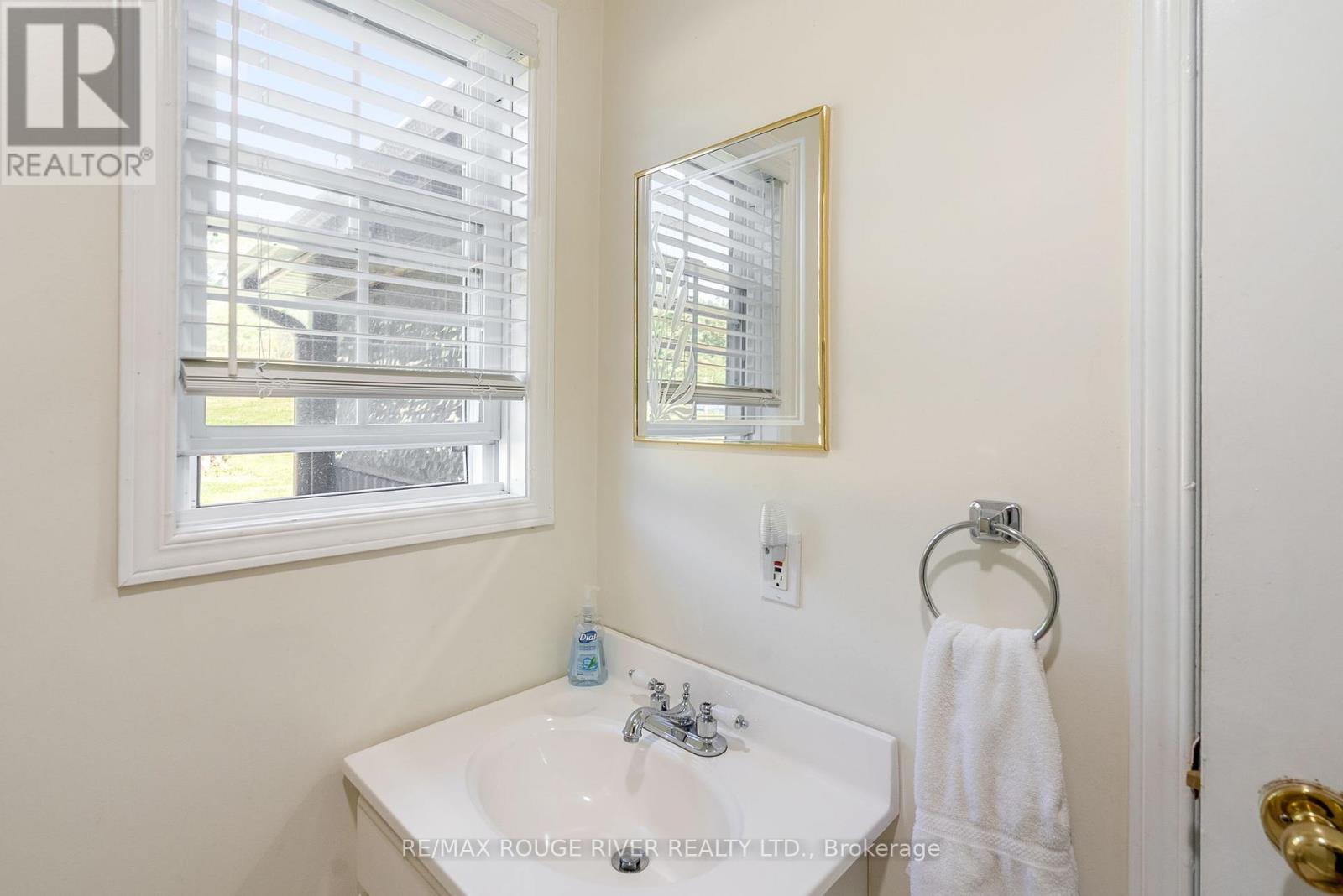 810 Canal Road, Douro-Dummer, Ontario  K9L 1A1 - Photo 36 - X12335904