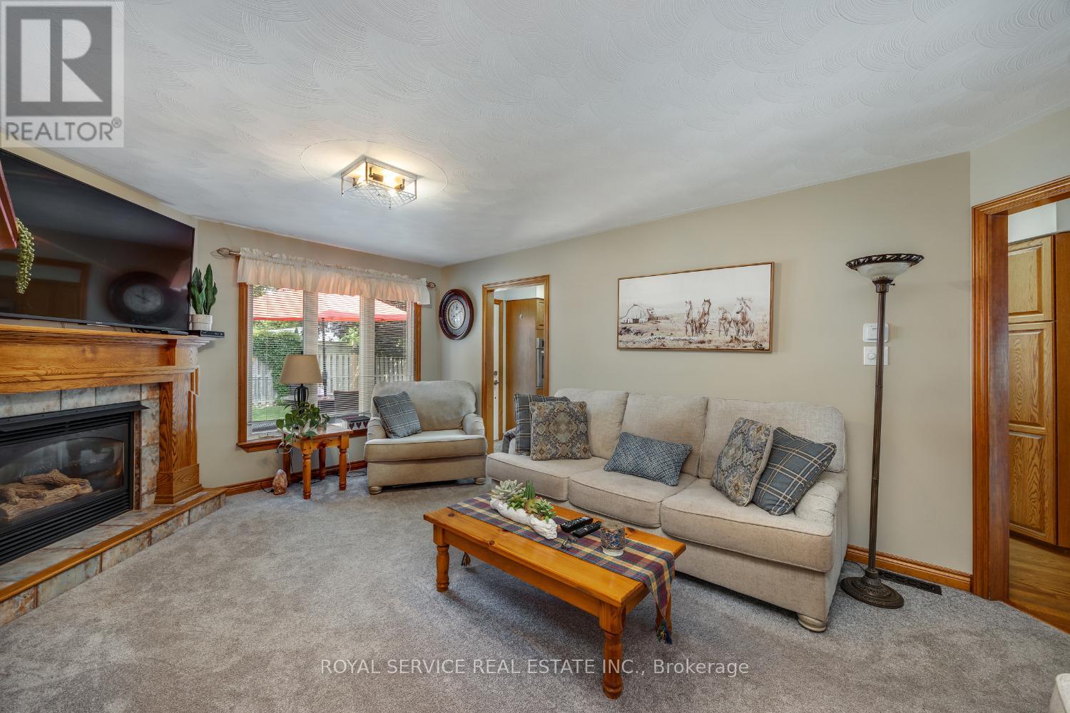 1664 Waddell Avenue, Peterborough West (South), Ontario  K9K 2G8 - Photo 17 - X12336392