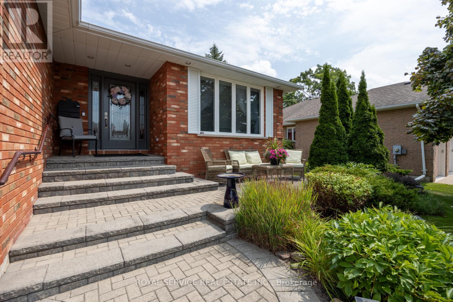 1664 Waddell Avenue, Peterborough West (South), Ontario  K9K 2G8 - Photo 2 - X12336392